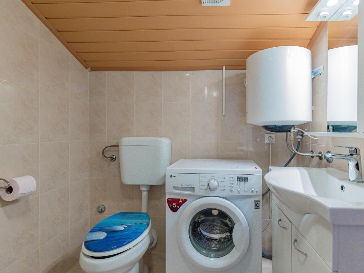 Apartment Maja - Srd420 By Interhome マスレニツァ エクステリア 写真